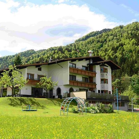 Gasthof Appartement'S Staffnerhof Kössen Dış mekan fotoğraf