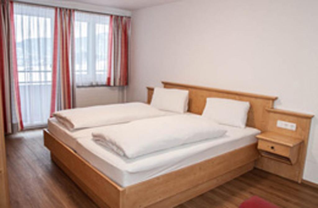 Gasthof Appartement'S Staffnerhof Kössen Oda fotoğraf