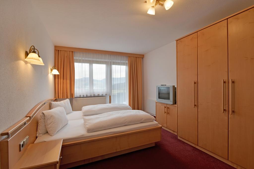 Gasthof Appartement'S Staffnerhof Kössen Dış mekan fotoğraf